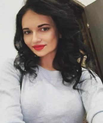 🌸 Со мной ты окунешься в мир страсти и наслаждения. Я нежная и опытная, всегда готова предложить тебе незабываемое время. 💋 Мои услуги включают классический секс, оральные ласки, массаж и многое другое. Я умею создать атмосферу истинного удовольствия! 🌟 Мои фото настоящие, и отзывы моих клиентов говорят о моем профессионализме и отличном сервисе. Жду тебя в Москве, чтобы сделать наше свидание незабываемым! 💫 Елена