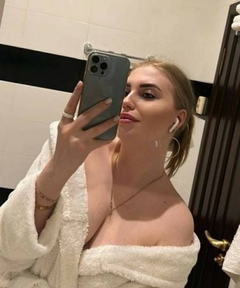 👠 Живу в красивой Москве, где каждая встреча со мной станет волшебной. 💫 У меня есть шикарные услуги, чтобы позаботиться о твоем наслаждении: секс, классика, эротический массаж, стриптиз. 🌟 Позволь мне погрузить тебя в мир невероятных ощущений, исполняя все твои желания. 😘
🔥 Мои отзывы часто упоминают мою умопомрачительную внешность и нежные прикосновения, которые оставляют мужчин в состоянии блаженства. 💋 Мои фото - подтверждение моей красоты и сексуальности. ✨
Ты хочешь окунуться в океан наслаждения? Ты хочешь испытать все, о чем мечтаешь? Тогда я здесь, чтобы сделать твои фантазии реальностью! 💦 Жду тебя для незабываемой встречи в Москве. Открой дверь в мир страсти вместе со мной! 🔥 Ксюша
